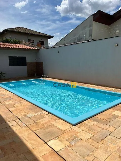 Foto 2 de Casa com 4 quartos à venda, 708m2 em Jardim Colina, Americana - SP