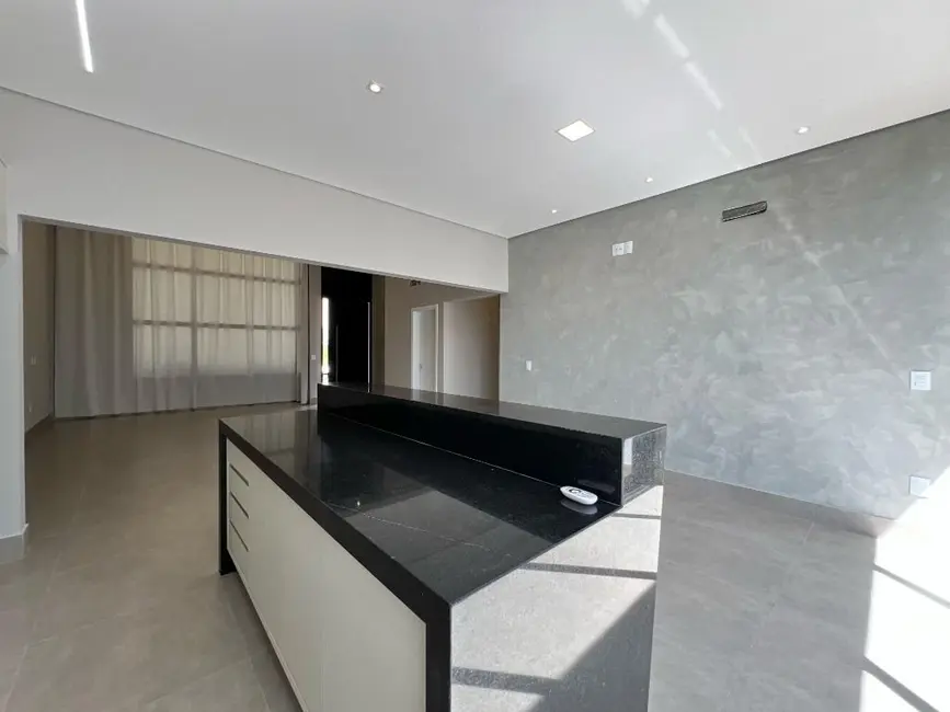 Foto 5 de Casa de Condomínio com 3 quartos à venda, 300m2 em Nova Odessa - SP