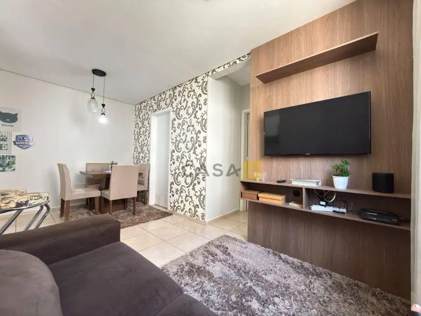 Foto 2 de Apartamento com 2 quartos para alugar, 50m2 em Jardim Progresso, Americana - SP