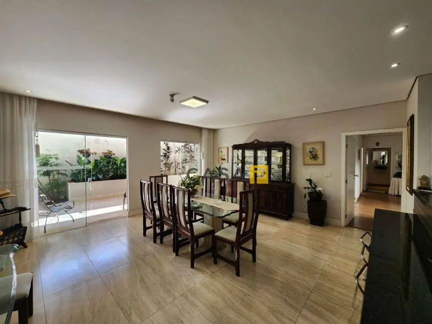 Foto 4 de Casa com 3 quartos à venda, 375m2 em Jardim São Paulo, Americana - SP