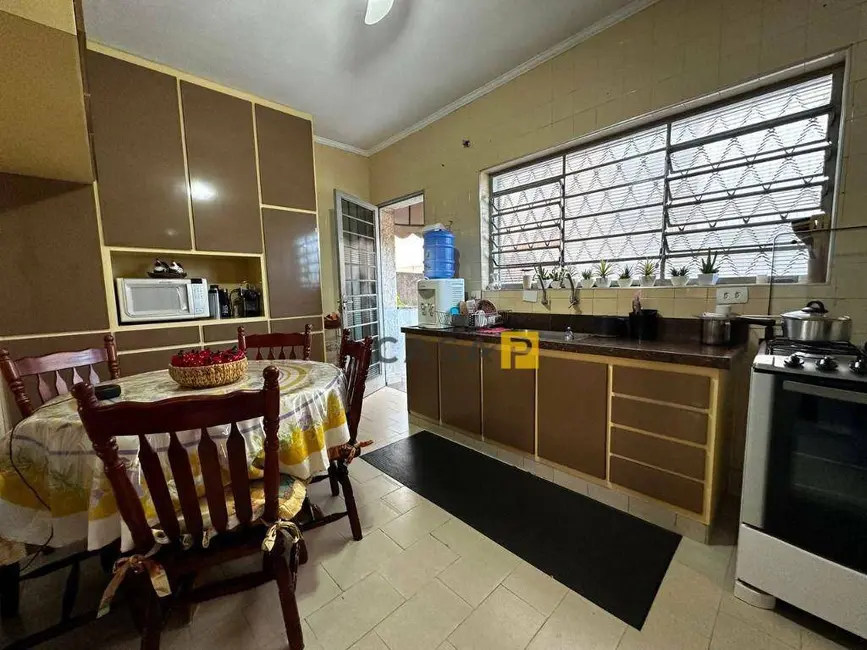 Foto 23 de Casa à venda, 974m2 em Santo Antônio, Americana - SP