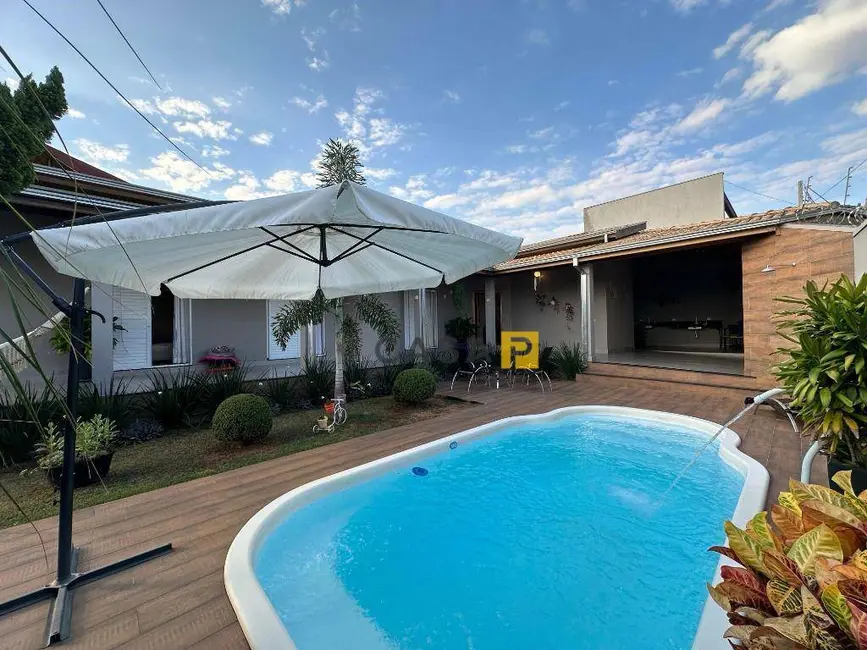 Foto 3 de Casa com 3 quartos à venda, 357m2 em Jardim Maria Helena, Nova Odessa - SP