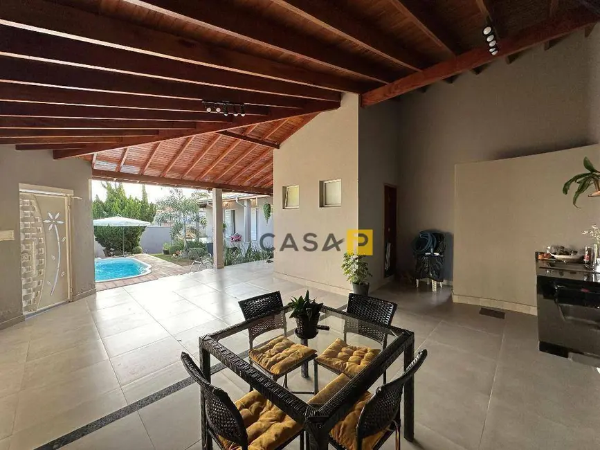 Foto 5 de Casa com 3 quartos à venda, 357m2 em Jardim Maria Helena, Nova Odessa - SP