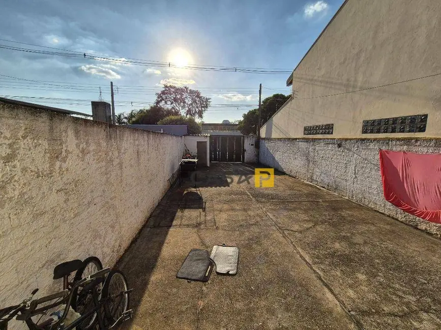 Foto 4 de Casa com 2 quartos à venda, 192m2 em Vila Novos Horizontes, Nova Odessa - SP