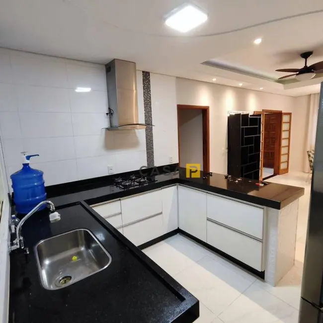 Foto 3 de Casa com 3 quartos à venda, 207m2 em Jardim Amélia, Americana - SP