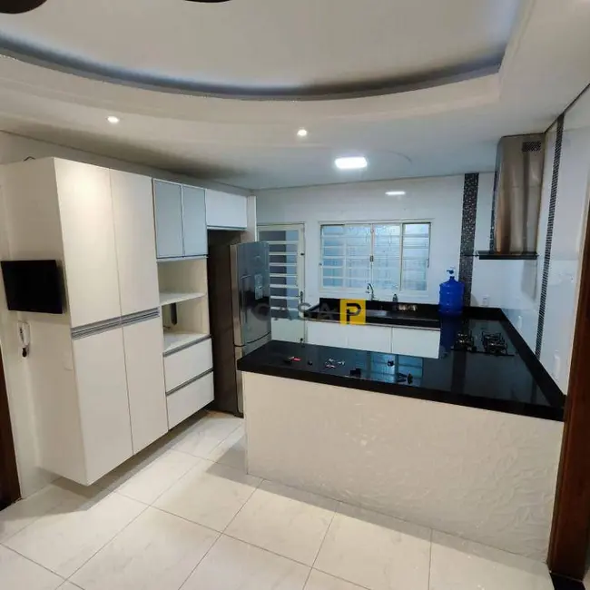 Foto 2 de Casa com 3 quartos à venda, 207m2 em Jardim Amélia, Americana - SP