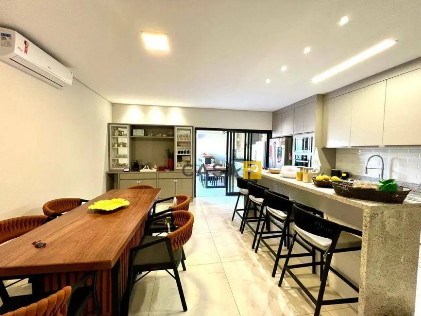 Foto 8 de Casa com 3 quartos à venda, 300m2 em Nova Odessa - SP