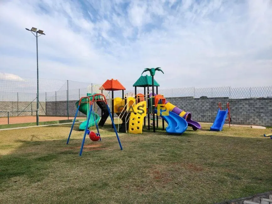 Foto 4 de Terreno / Lote à venda, 300m2 em Nova Odessa - SP