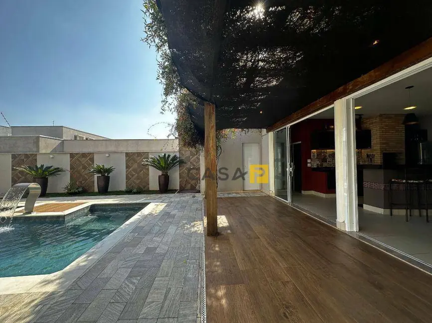 Casa de Condomínio com 3 quartos à venda, 600m2 em Residencial Imigrantes, Nova Odessa - SP - imagem 6 Foto 6 de Casa de Condomínio com 3 quartos à venda, 600m2 em Residencial Imigrantes, Nova Odessa - SP