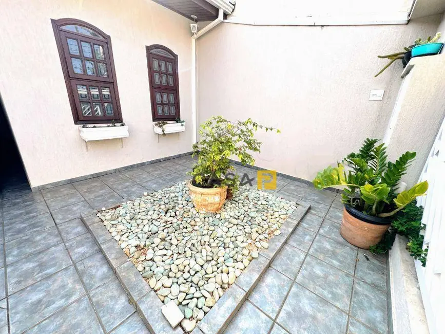 Foto 4 de Casa com 2 quartos à venda, 204m2 em Residencial Santa Luiza II, Nova Odessa - SP