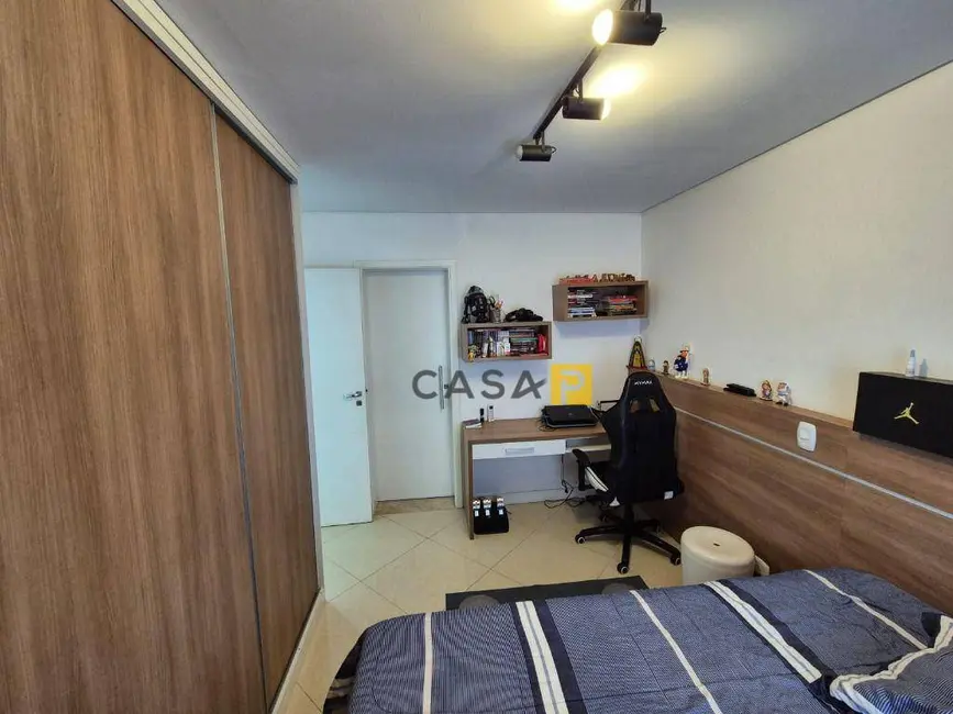 Apartamento com 3 quartos à venda, 210m2 em Centro, Americana - SP - imagem 8 Foto 8 de Apartamento com 3 quartos à venda, 210m2 em Centro, Americana - SP