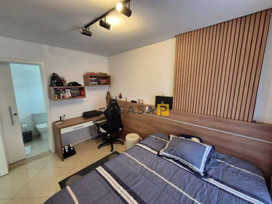 Apartamento com 3 quartos à venda, 210m2 em Centro, Americana - SP - imagem 7 Foto 7 de Apartamento com 3 quartos à venda, 210m2 em Centro, Americana - SP