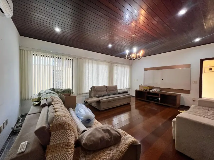 Foto 3 de Casa com 4 quartos à venda, 324m2 em Chácara Machadinho II, Americana - SP