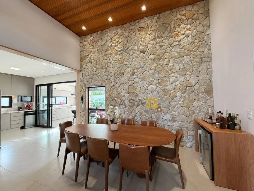 Foto 4 de Casa de Condomínio com 4 quartos à venda, 497m2 em Loteamento Residencial Jardim Villagio, Americana - SP