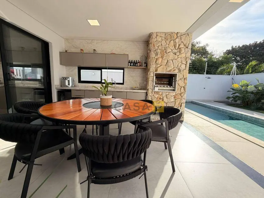 Foto 6 de Casa de Condomínio com 4 quartos à venda, 497m2 em Loteamento Residencial Jardim Villagio, Americana - SP