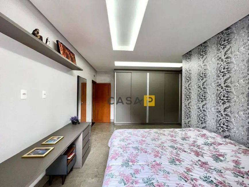 Casa de Condomínio com 3 quartos à venda, 300m2 em Nova Odessa - SP - imagem 7 Foto 7 de Casa de Condomínio com 3 quartos à venda, 300m2 em Nova Odessa - SP