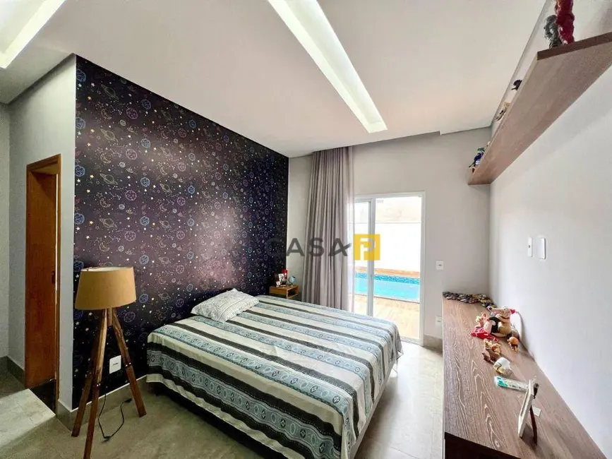 Casa de Condomínio com 3 quartos à venda, 300m2 em Nova Odessa - SP - imagem 2 Foto 2 de Casa de Condomínio com 3 quartos à venda, 300m2 em Nova Odessa - SP