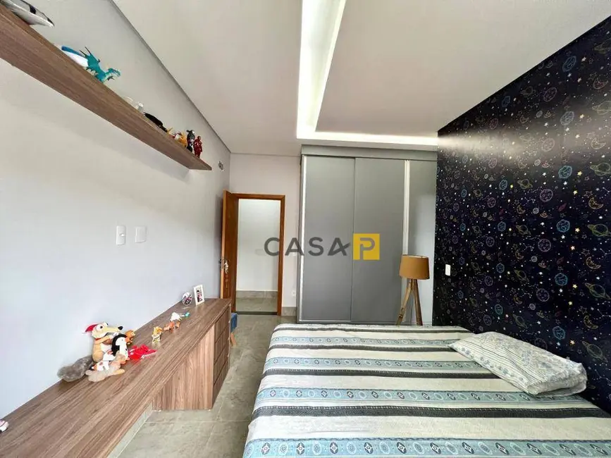 Casa de Condomínio com 3 quartos à venda, 300m2 em Nova Odessa - SP - imagem 4 Foto 4 de Casa de Condomínio com 3 quartos à venda, 300m2 em Nova Odessa - SP