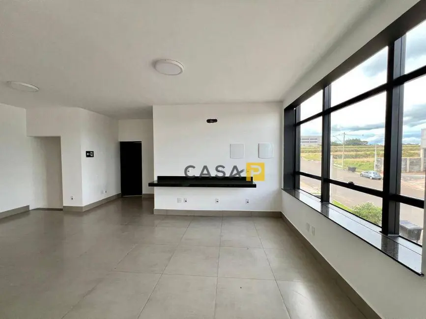 Armazém / Galpão à venda e para alugar, 2598m2 em Nova Odessa - SP - imagem 5 Foto 5 de Armazém / Galpão à venda e para alugar, 2598m2 em Nova Odessa - SP