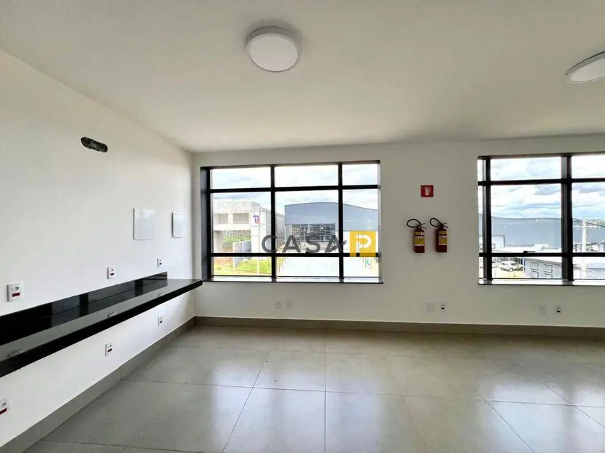 Armazém / Galpão à venda e para alugar, 2598m2 em Nova Odessa - SP - imagem 7 Foto 7 de Armazém / Galpão à venda e para alugar, 2598m2 em Nova Odessa - SP