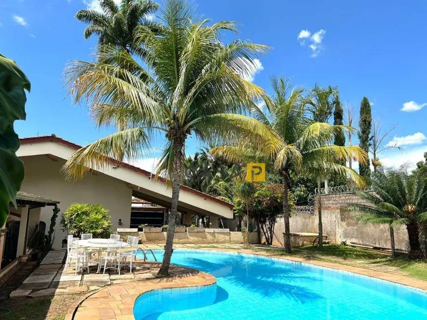 Casa com 4 quartos à venda, 1537m2 em Chácara Lucília, Americana - SP - imagem 6 Foto 6 de Casa com 4 quartos à venda, 1537m2 em Chácara Lucília, Americana - SP