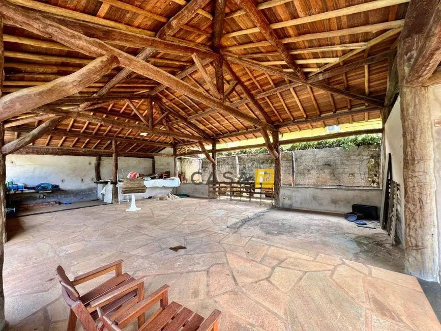 Casa com 4 quartos à venda, 1537m2 em Chácara Lucília, Americana - SP - imagem 4 Foto 4 de Casa com 4 quartos à venda, 1537m2 em Chácara Lucília, Americana - SP