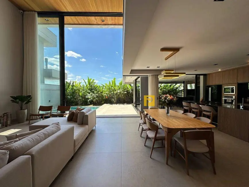 Casa de Condomínio com 3 quartos à venda, 450m2 em Loteamento Residencial Jardim Villagio, Americana - SP - imagem 5 Foto 5 de Casa de Condomínio com 3 quartos à venda, 450m2 em Loteamento Residencial Jardim Villagio, Americana - SP