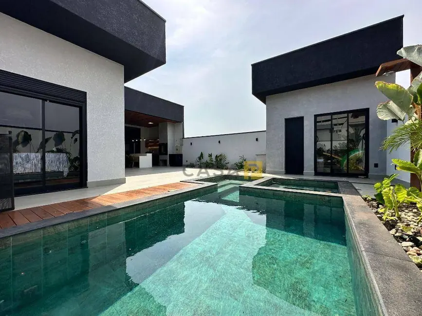 Foto 1 de Casa de Condomínio com 3 quartos à venda, 390m2 em Nova Odessa - SP