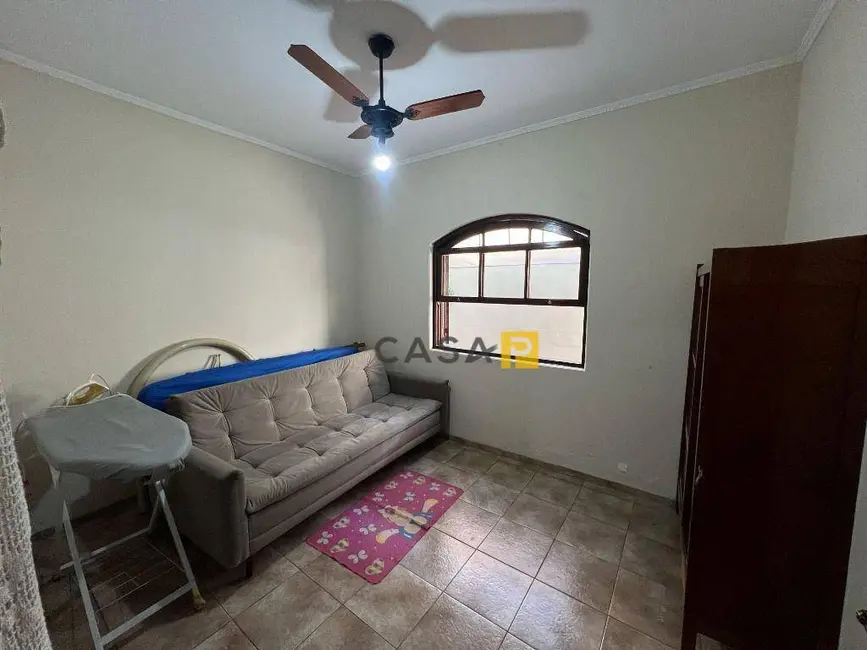 Casa com 4 quartos à venda, 364m2 em Jardim Europa, Nova Odessa - SP - imagem 9 Foto 9 de Casa com 4 quartos à venda, 364m2 em Jardim Europa, Nova Odessa - SP