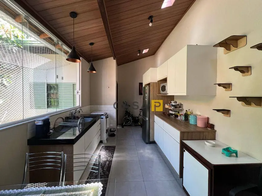 Casa com 4 quartos à venda, 364m2 em Jardim Europa, Nova Odessa - SP - imagem 5 Foto 5 de Casa com 4 quartos à venda, 364m2 em Jardim Europa, Nova Odessa - SP