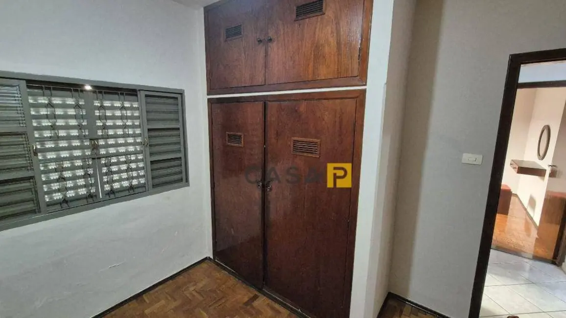 Casa com 4 quartos para alugar, 320m2 em Vila Cordenonsi, Americana - SP - imagem 8 Foto 8 de Casa com 4 quartos para alugar, 320m2 em Vila Cordenonsi, Americana - SP