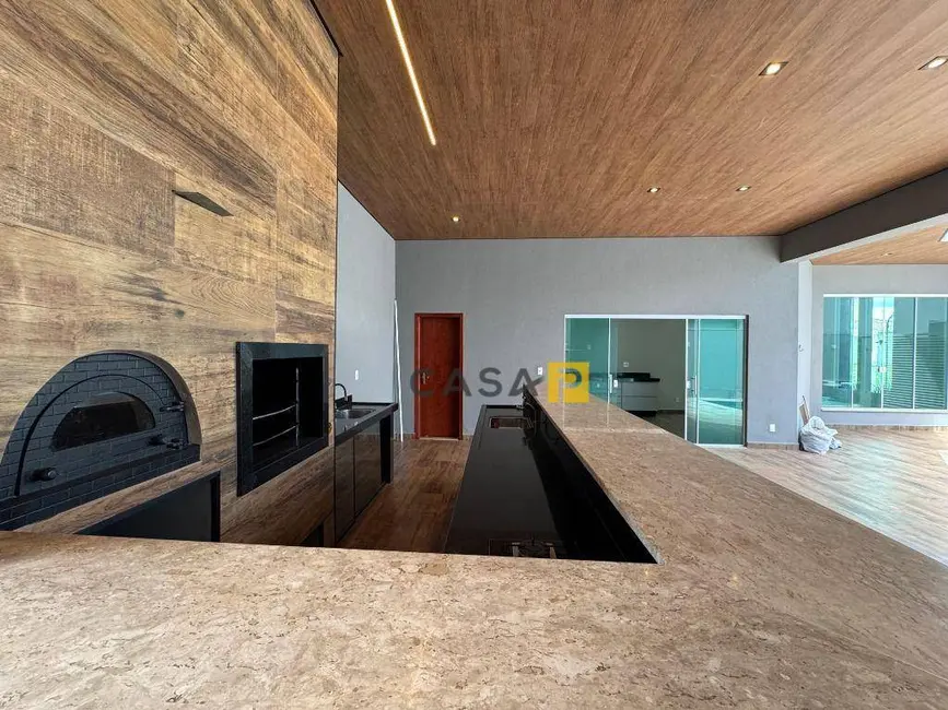 Casa de Condomínio com 3 quartos à venda e para alugar, 522m2 em Parque Nova Carioba, Americana - SP - imagem 4 Foto 4 de Casa de Condomínio com 3 quartos à venda e para alugar, 522m2 em Parque Nova Carioba, Americana - SP