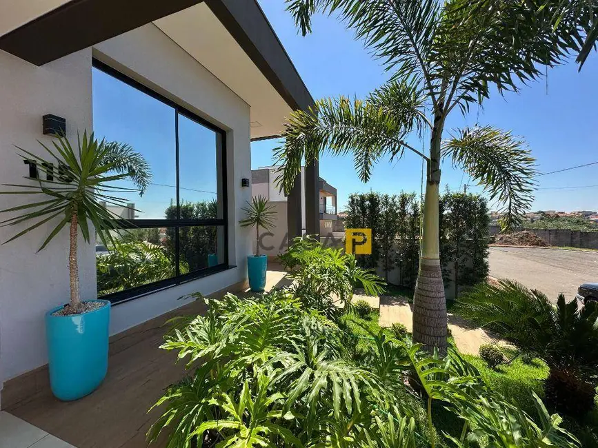 Foto 1 de Casa de Condomínio com 3 quartos à venda, 300m2 em Nova Odessa - SP