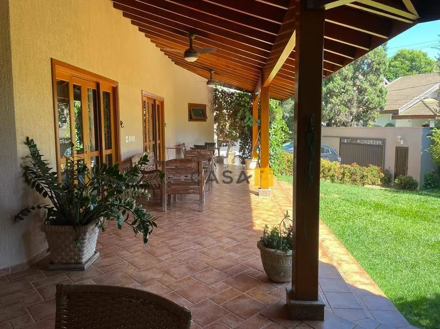 Casa de Condomínio com 5 quartos à venda, 670m2 em Iate Clube de Americana, Americana - SP - imagem 5 Foto 5 de Casa de Condomínio com 5 quartos à venda, 670m2 em Iate Clube de Americana, Americana - SP