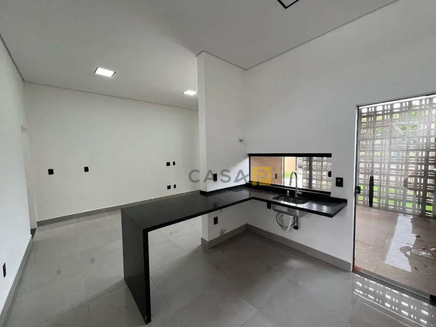 Casa com 2 quartos à venda, 149m2 em Parque Fabrício, Nova Odessa - SP - imagem 3 Foto 3 de Casa com 2 quartos à venda, 149m2 em Parque Fabrício, Nova Odessa - SP