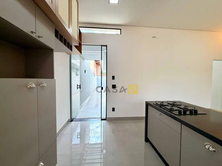 Foto 7 de Casa com 2 quartos à venda, 149m2 em Parque Fabrício, Nova Odessa - SP