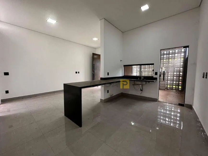 Foto 4 de Casa com 2 quartos à venda, 132m2 em Parque Fabrício, Nova Odessa - SP