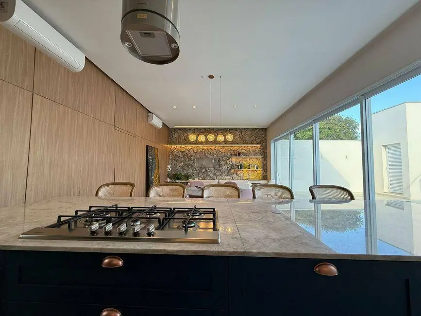 Foto 8 de Casa com 3 quartos à venda, 350m2 em Jardim Girassol, Americana - SP