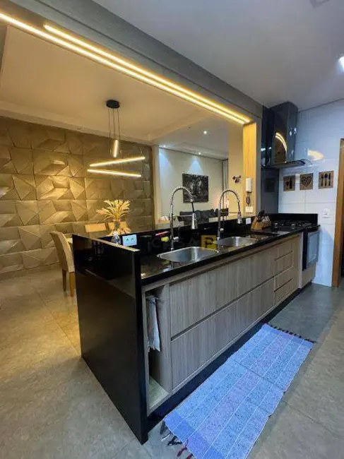 Foto 3 de Casa com 3 quartos à venda, 150m2 em Parque Universitário, Americana - SP