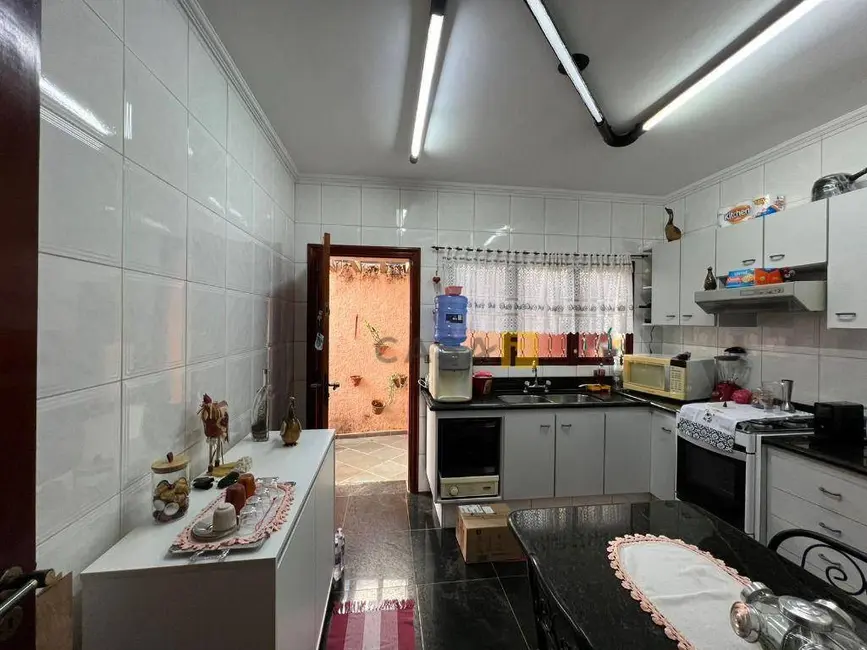 Foto 3 de Casa com 3 quartos à venda, 313m2 em Jardim Nossa Senhora de Fátima, Nova Odessa - SP