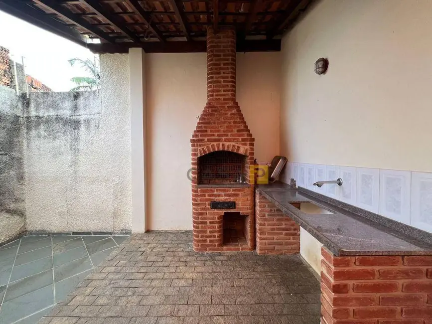 Foto 2 de Casa com 3 quartos à venda, 313m2 em Jardim Nossa Senhora de Fátima, Nova Odessa - SP