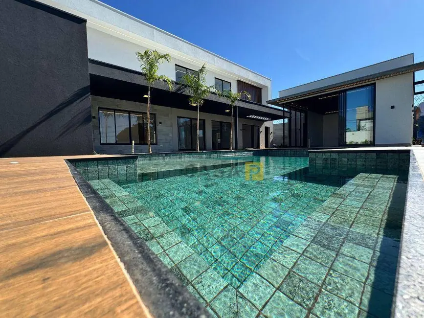 Casa de Condomínio com 4 quartos à venda, 1000m2 em Estância Hípica, Nova Odessa - SP - imagem 6 Foto 6 de Casa de Condomínio com 4 quartos à venda, 1000m2 em Estância Hípica, Nova Odessa - SP