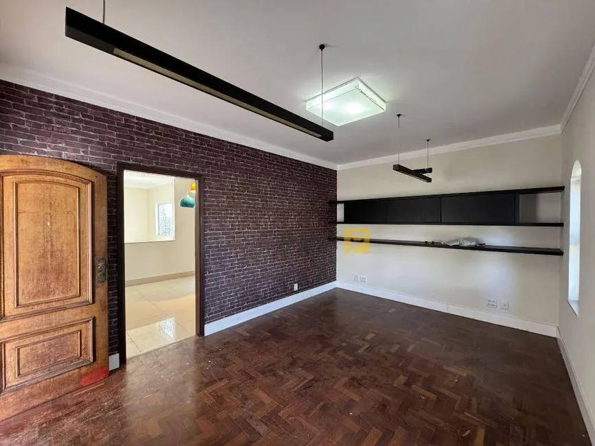 Foto 4 de Casa com 3 quartos à venda, 363m2 em Vila Santa Maria, Americana - SP