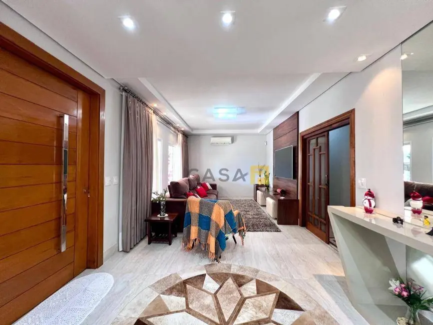 Foto 7 de Casa com 3 quartos à venda, 1000m2 em Residencial Vale das Nogueiras, Americana - SP