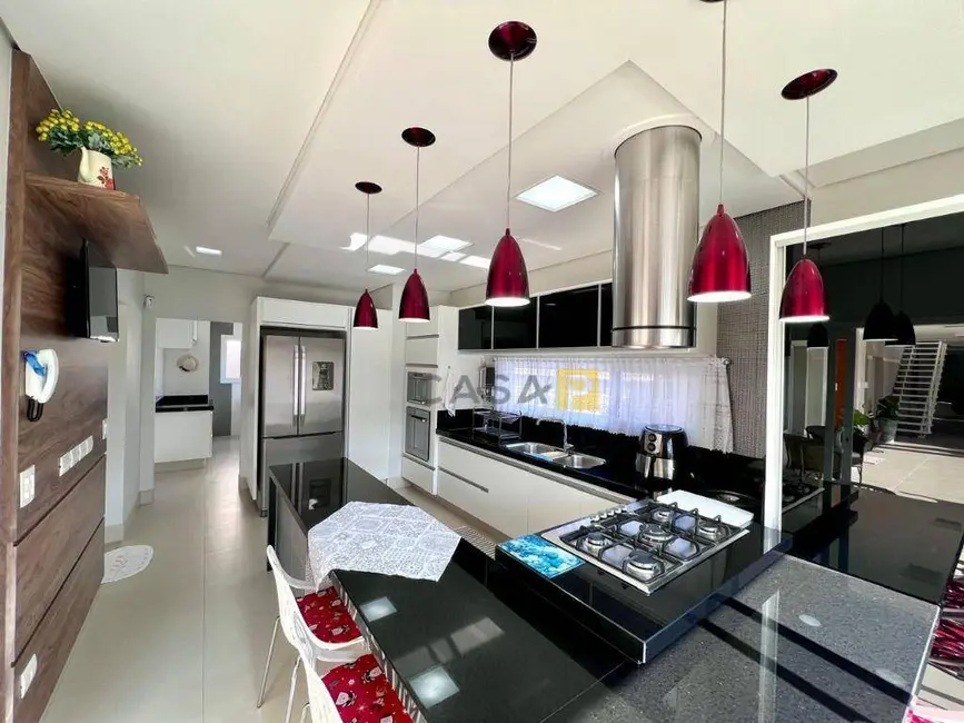 Foto 3 de Casa com 3 quartos à venda, 1000m2 em Residencial Vale das Nogueiras, Americana - SP