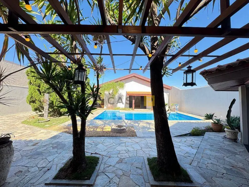 Foto 2 de Casa de Condomínio com 3 quartos à venda, 1000m2 em Portal dos Nobres, Americana - SP