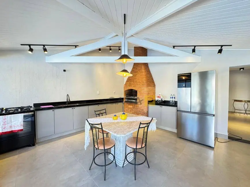 Foto 6 de Casa de Condomínio com 3 quartos à venda, 1000m2 em Portal dos Nobres, Americana - SP