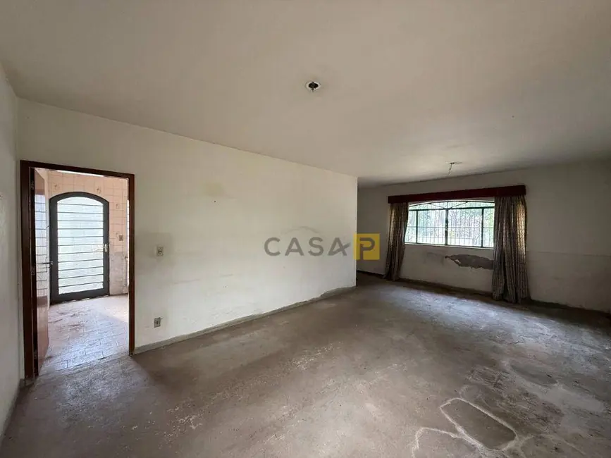 Foto 2 de Casa com 3 quartos à venda, 300m2 em Vila Santa Catarina, Americana - SP