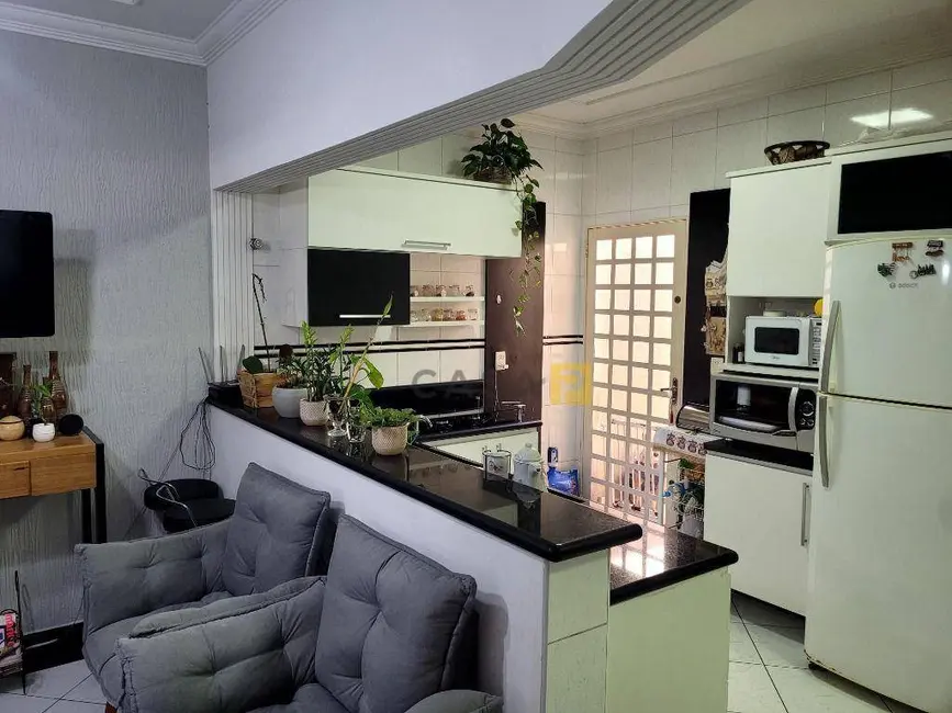 Foto 3 de Casa com 3 quartos à venda, 150m2 em Parque Nova Carioba, Americana - SP