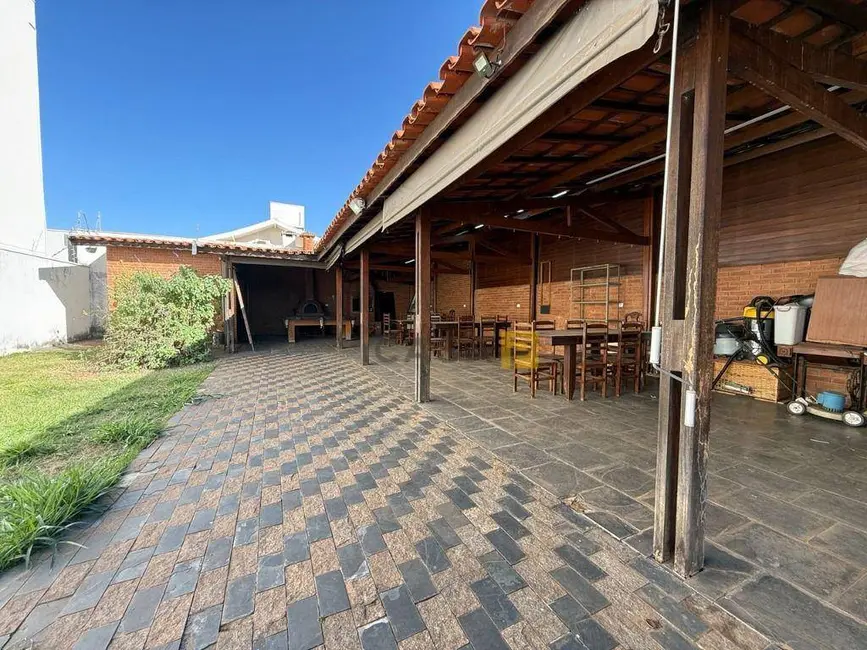 Foto 4 de Terreno / Lote à venda, 330m2 em Americana - SP